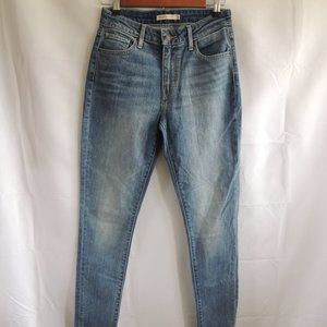EUC Levi's 721 High Rise Skinny Jeans size 28
